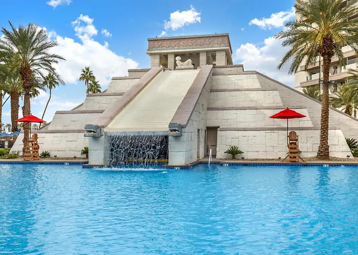 Hilton Vacation Club Cancun Las VegasResort Hotel